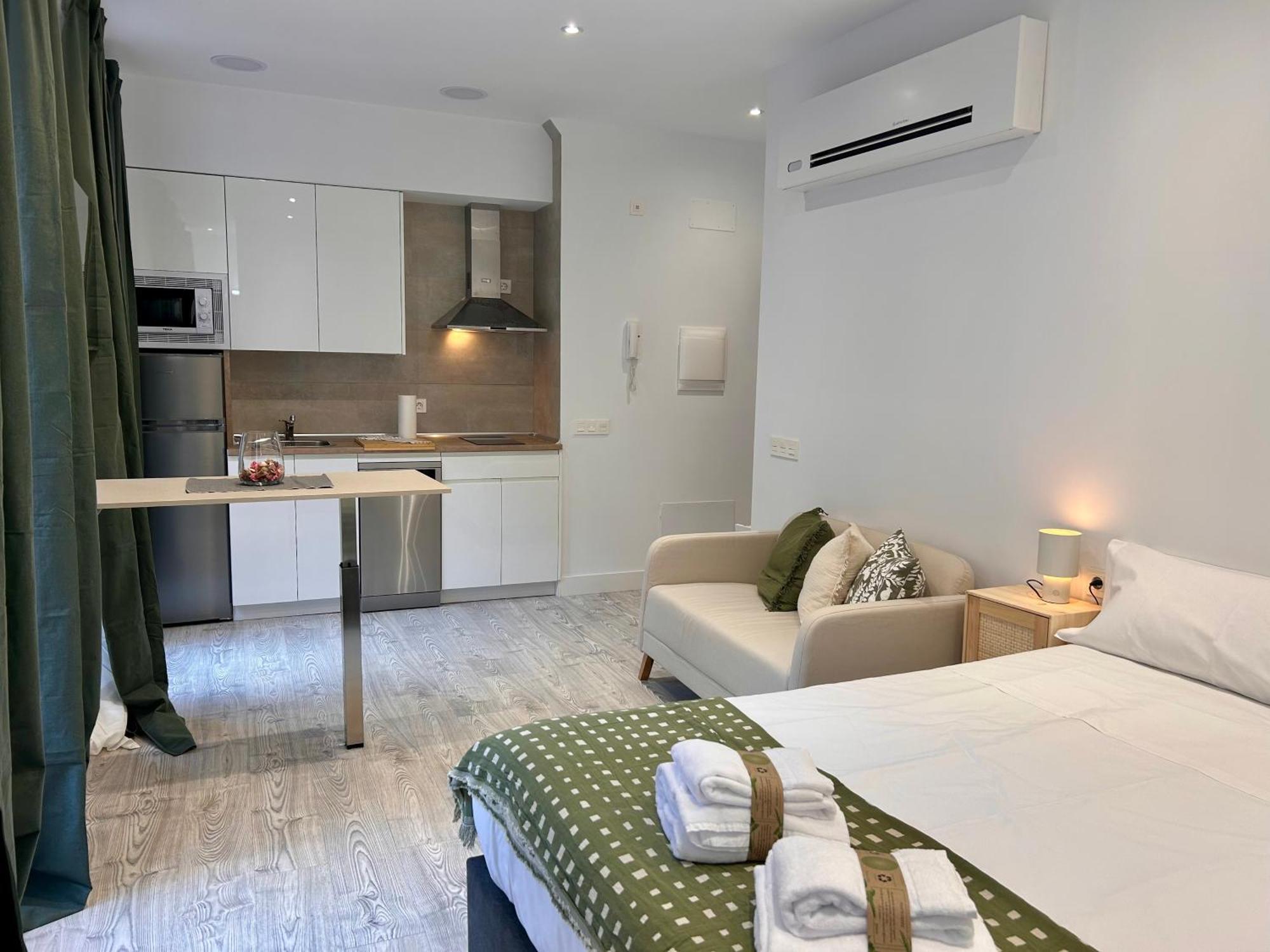 Insidehome Ciudad Del Cine Βαγιαδολίδ Εξωτερικό φωτογραφία