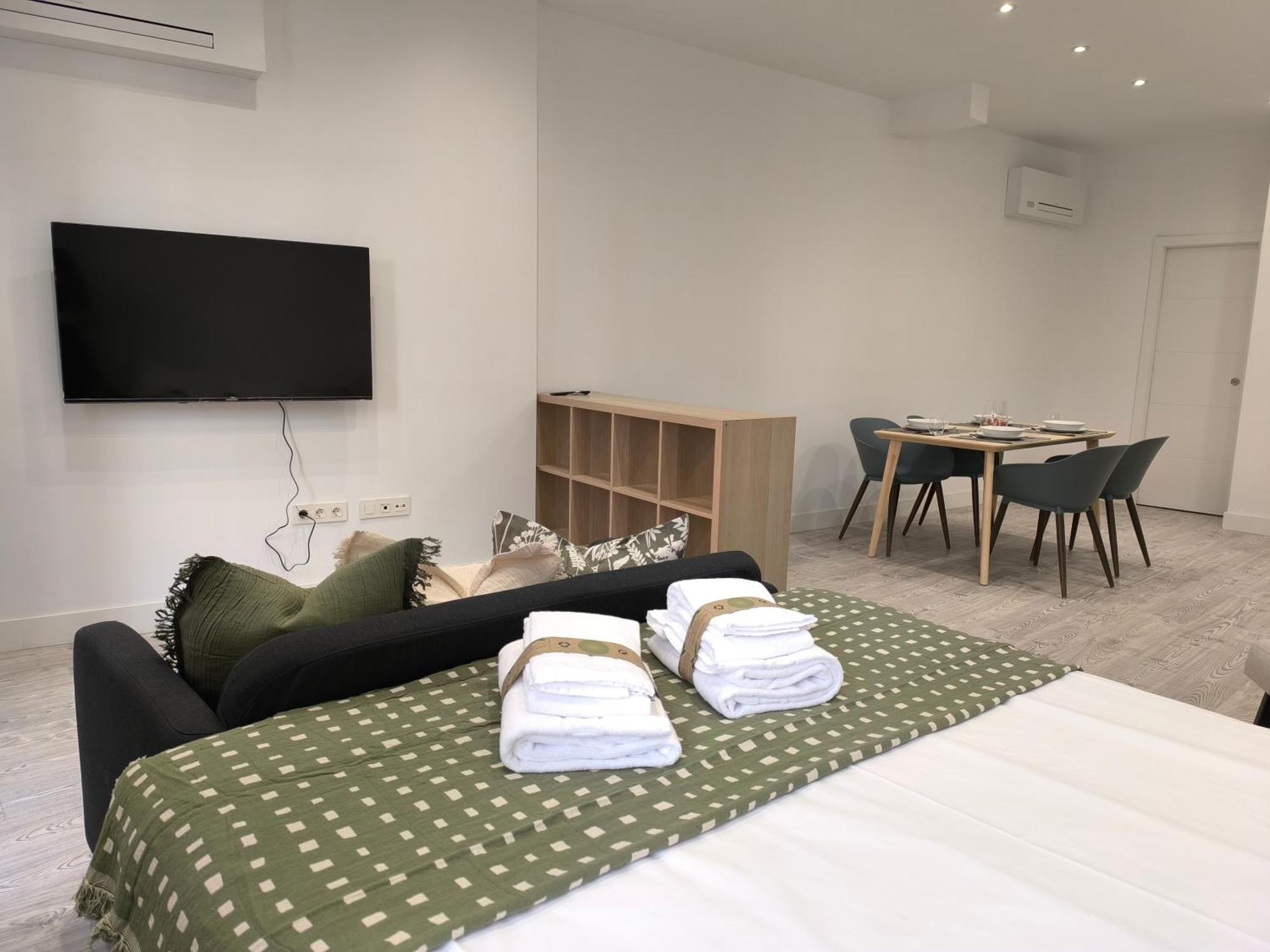 Insidehome Ciudad Del Cine Βαγιαδολίδ Εξωτερικό φωτογραφία